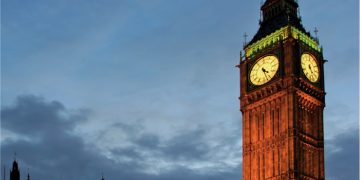 Parliament-UK-Government-Dusk-700.jpg
