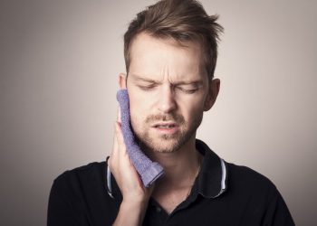 Adults turn to DIY dentistry as Covid-19 takes toll on nation’s teeth