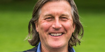 Newey: Employers must be more proactive in tackling stress and mental wellbeing