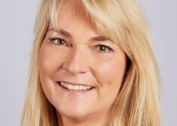 AIG Life produces customer meeting materials for protection advisers