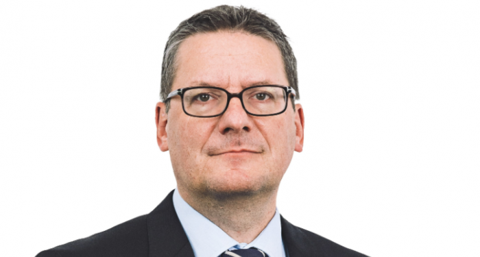 Axa UK chairman heads to Scottish Widows