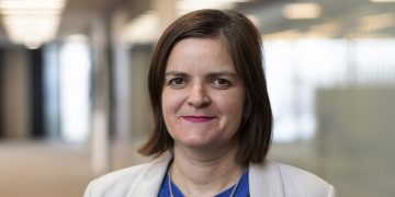 FCA to review boundary between advice and guidance