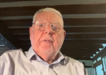 ‘He just put his hand on mine, a small gesture but terribly comforting’ – Sir Terry Waite