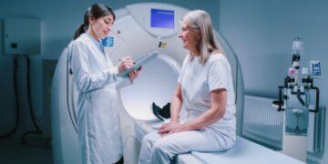 Aviva pilots medical diagnostics as in-house workplace benefit 