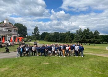 Santé charity golf day raises £1k for Heart Research UK