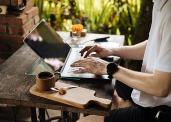 Rise of digital nomads and decline of expats is creating challenges for IPMI – analysis 