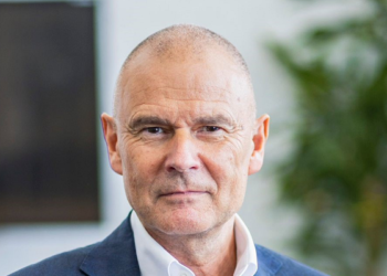 Former Lloyds Bank COO David Oldfield awarded OBE for workplace mental health and wellbeing