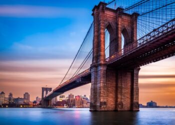 World Insurance Associates acquires HML Brokerage