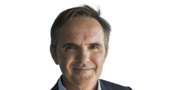 April International revenue up 7% as group turnover hits €860m