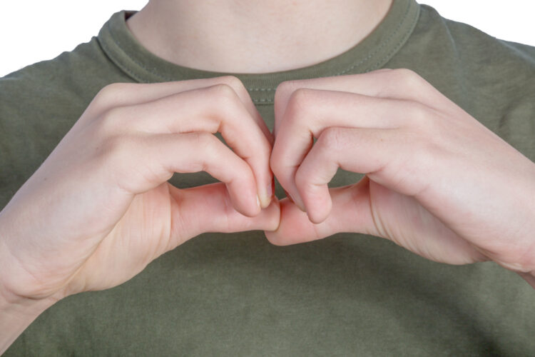 SM Advice launches BSL translated social media service for deaf community