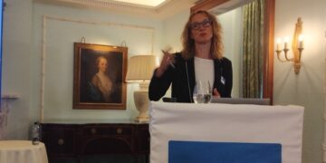 EAPs alone cannot fix growing mental health crisis among younger workers – Denning