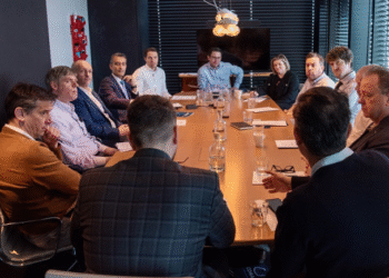 Insurer technology roundtable: Health and protection sector divided on AI’s role 