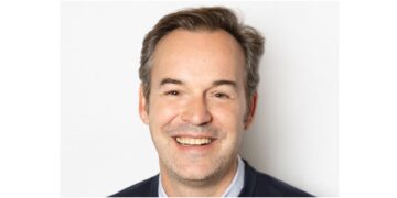 Maxis GBN promotes regional director for EMEA global business development