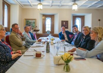 House of Lords PMI Roundtable: Host of reasons behind slowing growth but hope from unexpected areas