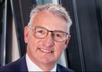 **Stress awareness contribution for April** **Clone before publishing** Addressing the hidden workplace epidemic – Williams